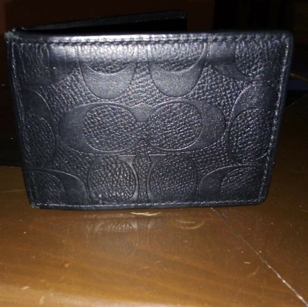 Coach Leather bi-fold cardholder